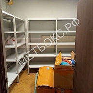 Металлические стеллажи бу на улице Солидарности.