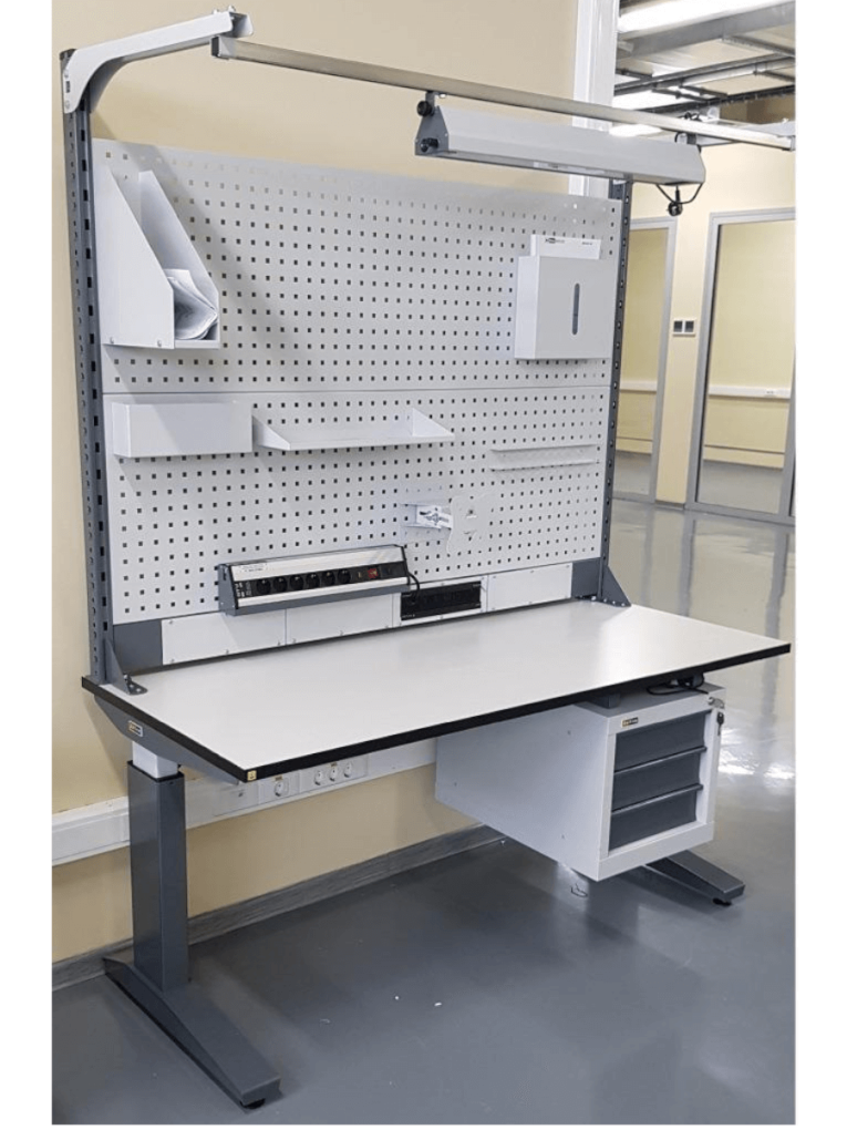 Стол монтажный ДиКом СР-150-01 Р ДСП Стол монтажный ДиКом СР-150-01 Р ДСП