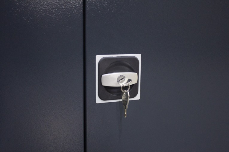 Шкаф SMART хозяйственный 