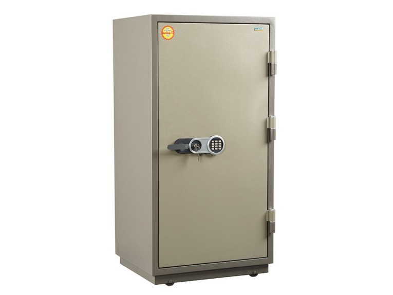 Огнестойкий сейф Valberg FRS-140.T-EL Огнестойкий сейф Valberg FRS-140.T-EL