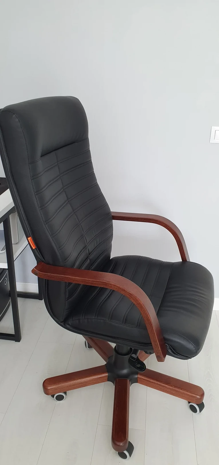 Кресло руководителя Chairman 480WD экопремиум черный N  Кресло руководителя Chairman 480WD экопремиум черный N