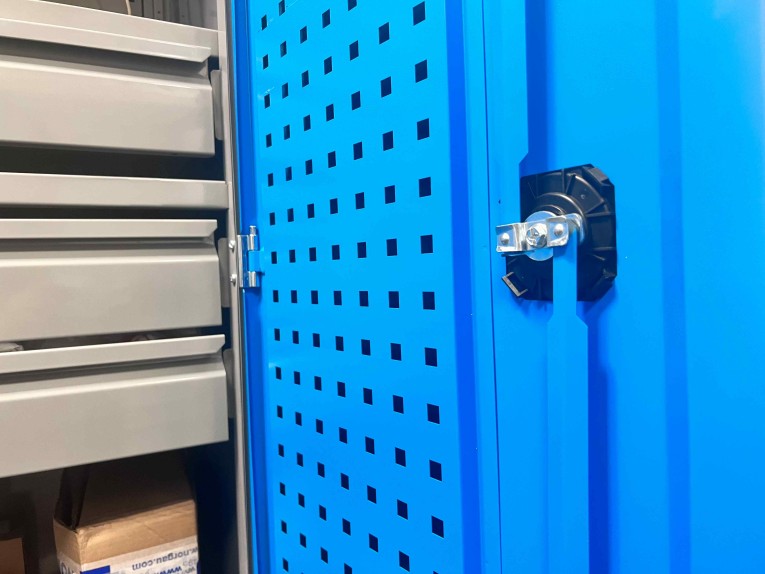 Шкаф инструментальный TNC 181.14B1.S1 