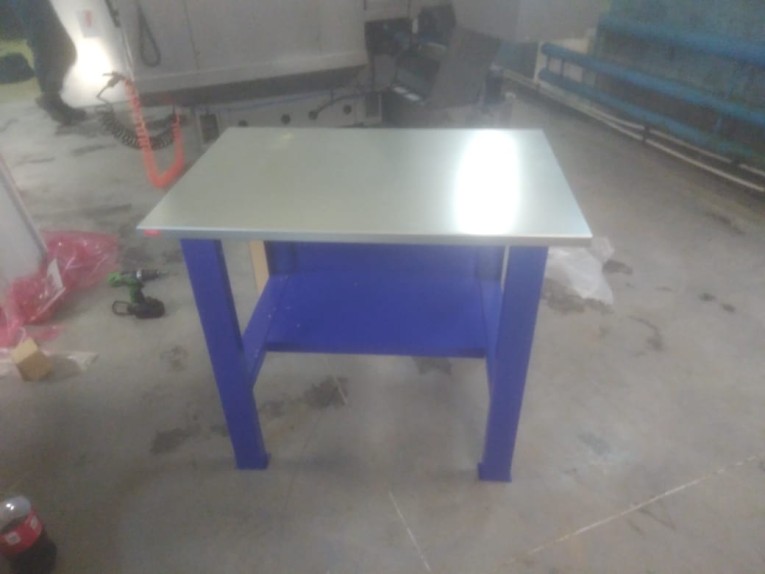 Верстак-стол бестумбовый ВП-1  Верстак-стол бестумбовый ВП-1