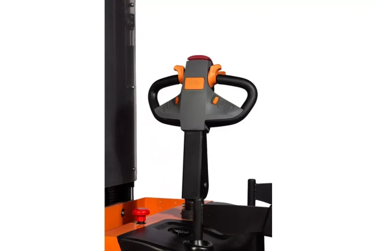 Штабелер электрический самоходный 1,6 т - 4,6 м Вилы: 1150 , АКБ Свинцово - кислотная, CL1646GP SIBLINE 