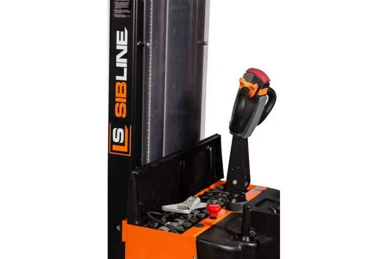 Штабелер электрический самоходный с платформой 2 т - 4,5 м Вилы: 1150 , АКБ Свинцово - кислотная, CL2045W SIBLINE Штабелер электрический самоходный с платформой 2 т - 4,5 м Вилы: 1150 , АКБ Свинцово - кислотная, CL2045W SIBLINE