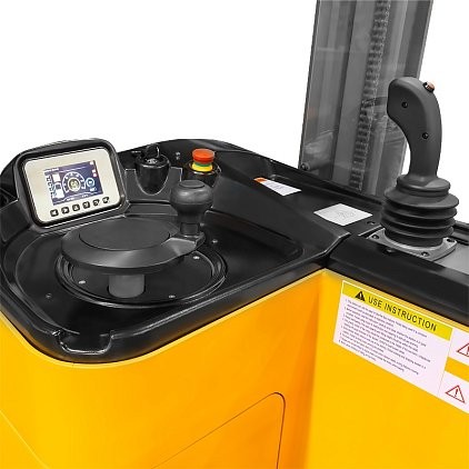Штабелер самоходный с кабиной CDD15C (1500 кг; 6,5 м; 24В / 400Ач, PV, EPS) SMARTLIFT (SMART)  Штабелер самоходный с кабиной CDD15C (1500 кг; 6,5 м; 24В / 400Ач, PV, EPS) SMARTLIFT (SMART)